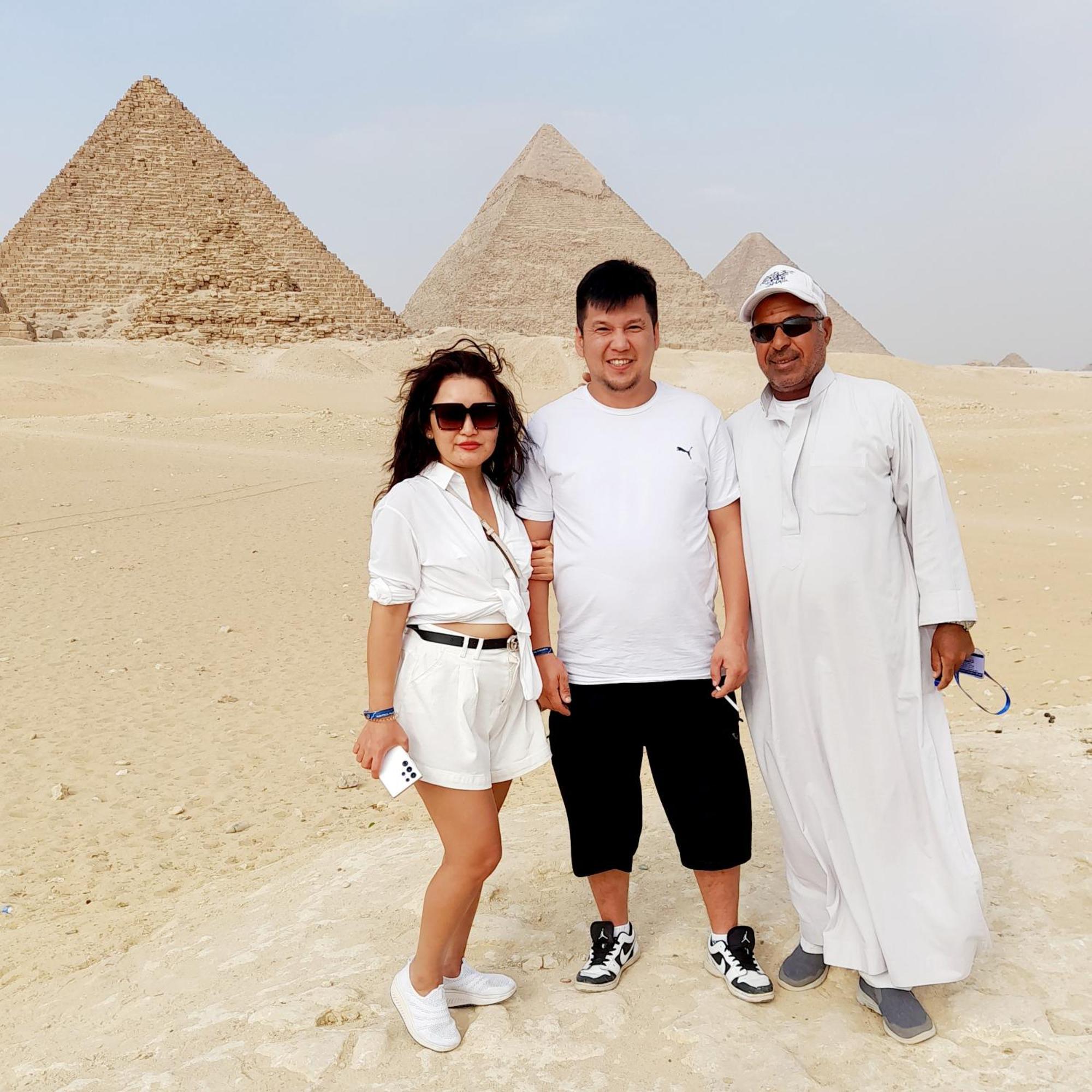 Alaskapyramidsview Kafrat al Jabal Luaran gambar
