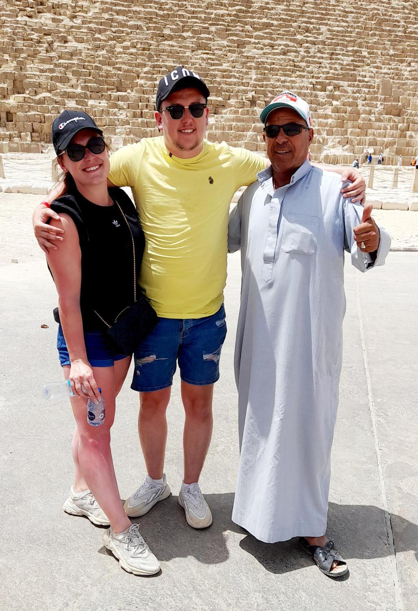 Alaskapyramidsview Kafrat al Jabal Luaran gambar
